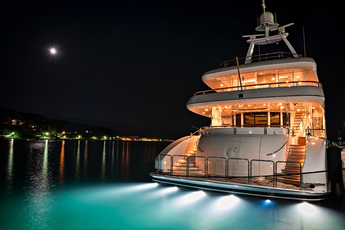 yatch